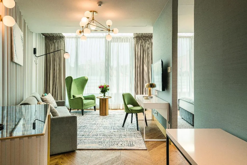 JUNIOR SUITE STANDARD Room, Ferreus Modern Art Deco, Krakow