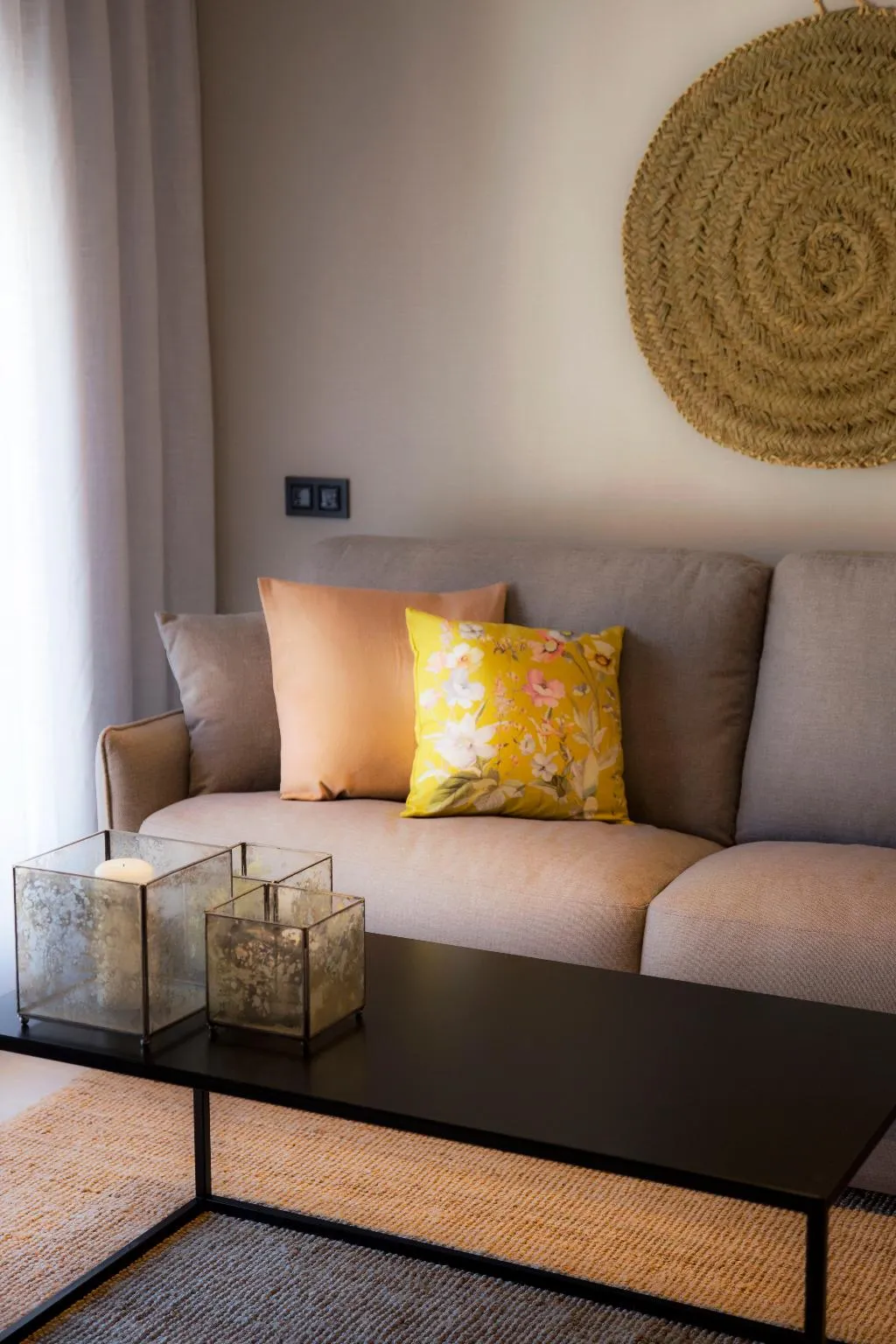 APARTMENT TWO BEDROOMS ONE BATHROOM Room, Zenit Sevilla, Seville