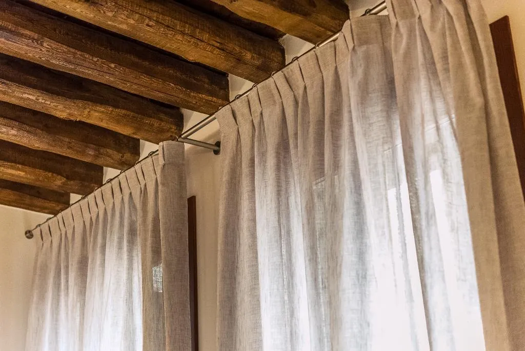 APARTMENT CAPACITY 5 TWO BEDROOMS Room, Charming Palace Corte Del Teatro, Venice