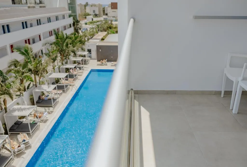 Double or Twin DELUXE POOL VIEW Room, Tasia Maris Seasons, Cyprus