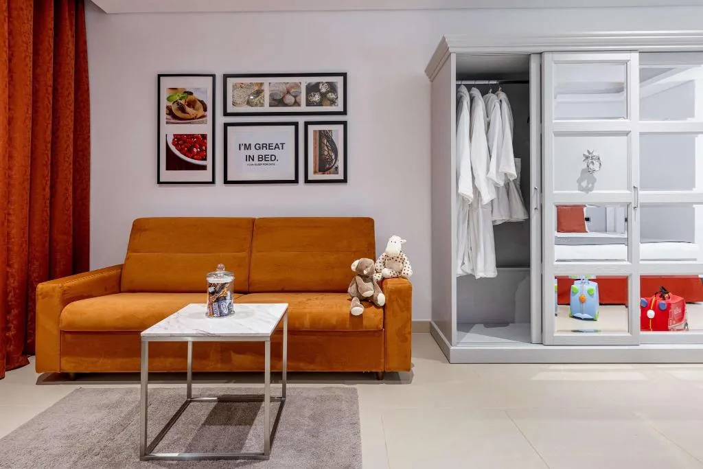 FAMILY ROOM WITH DOUBLE BED Room, AX The Palace, Malta