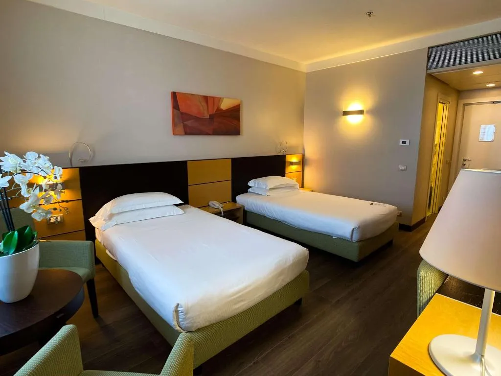 Room, Best Western Plus Hotel Le Favaglie, Milan