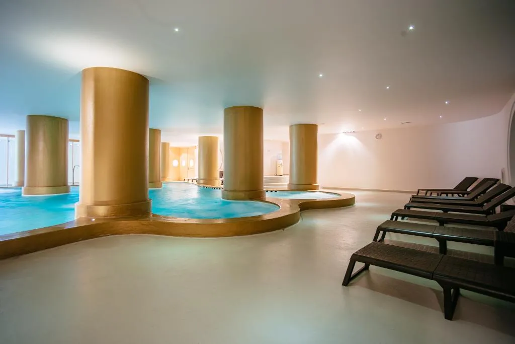 Sports and Entertainment, Axis Vermar Conference & Beach Hotel, Porto