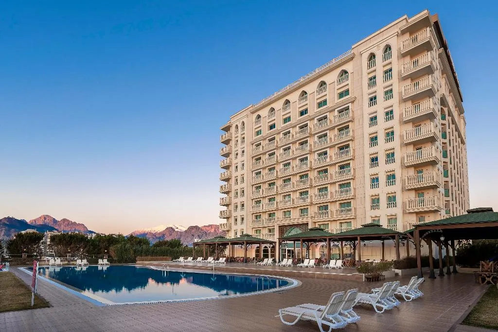 Pool, Crowne Plaza Antalya, Antalya