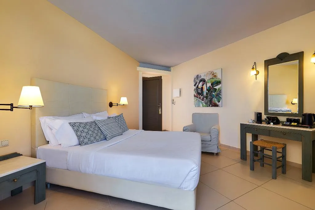 Double or Twin GARDEN VIEW Room, Sissi Bay Resort, Crete