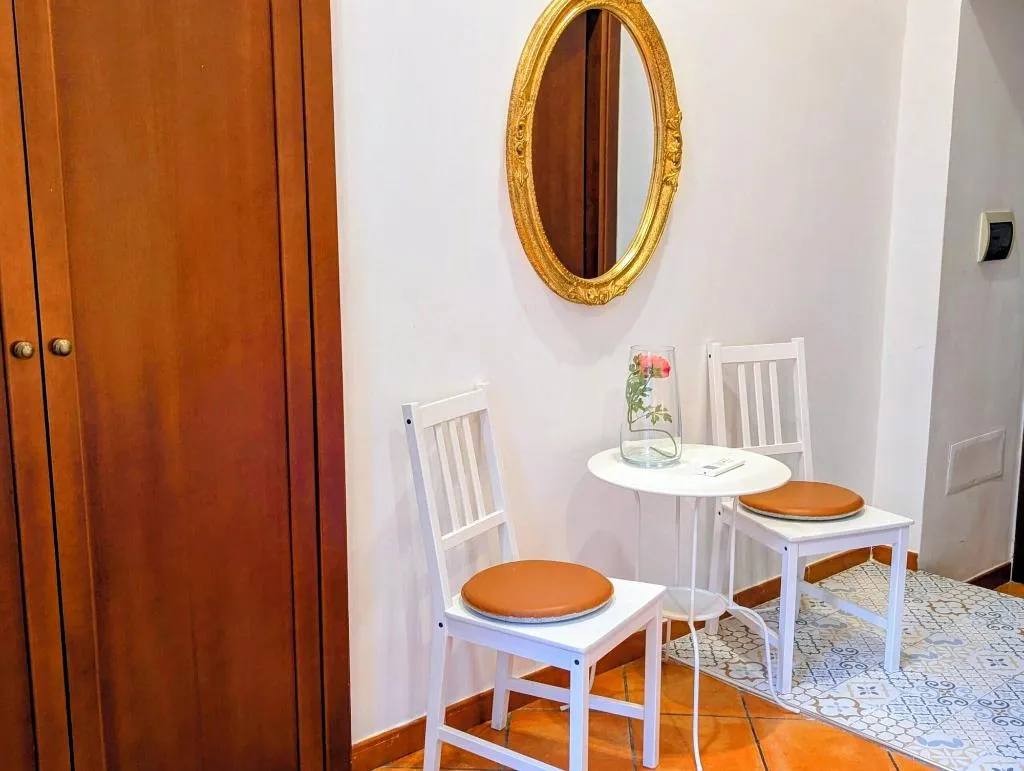 Room, La Locanda Dell Arte, Naples
