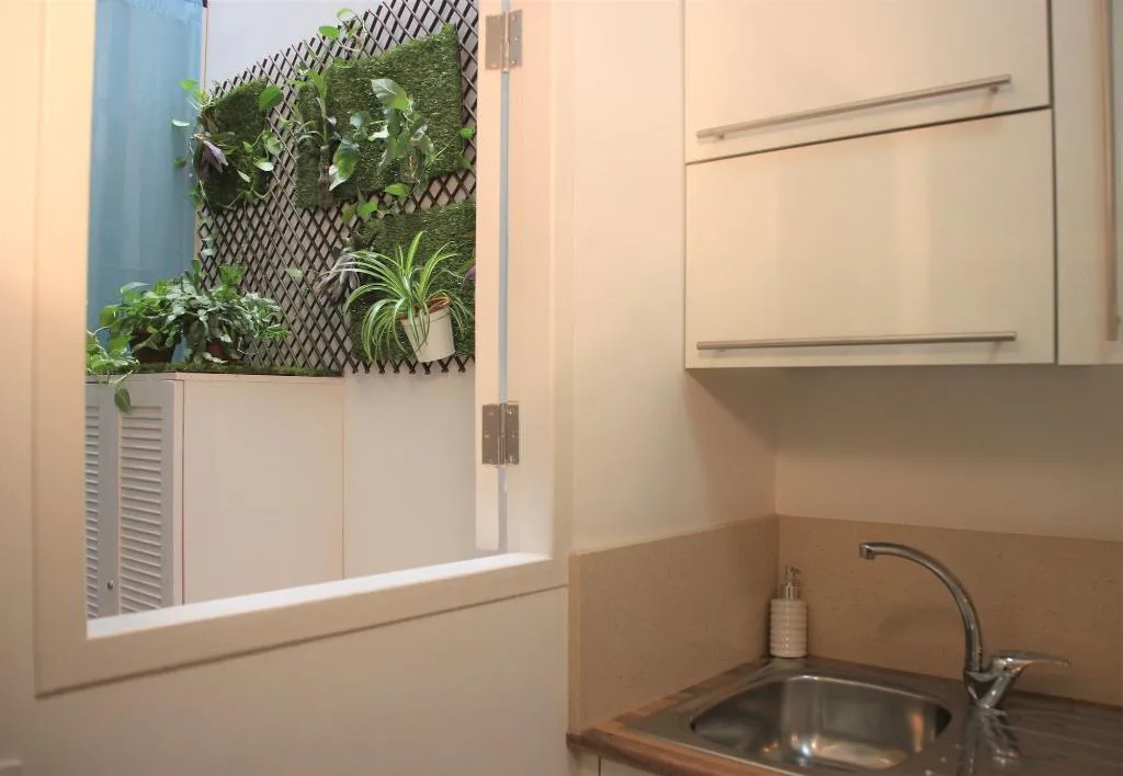 Room, Twenty-Seven Degrees, Gran Canaria