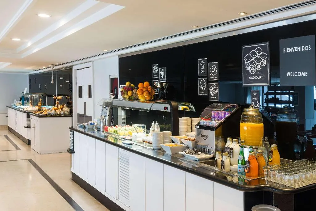 Restaurant, Madrid Alameda Aeropuerto Affiliated By Melia, Madrid