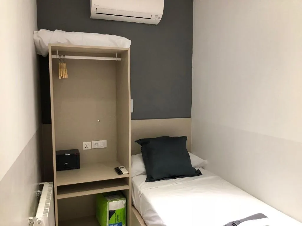 Room, Hostalin Madrid Atocha, Madrid