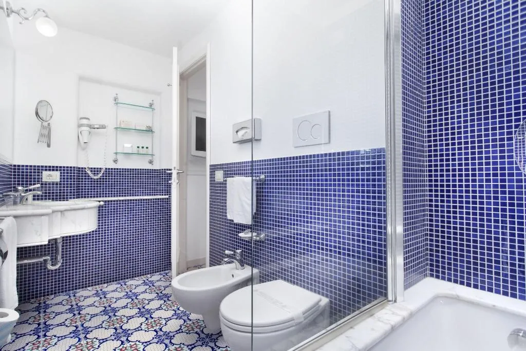 Room, Antiche Mura, Naples