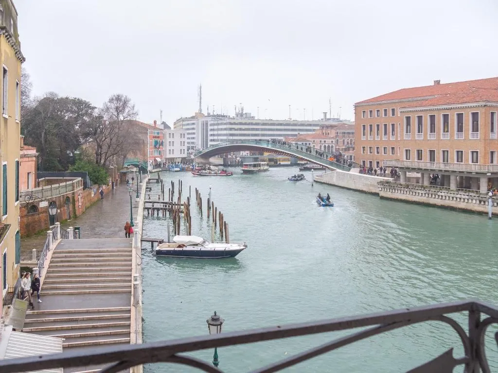 Room, Grand Canal Suites, Venice