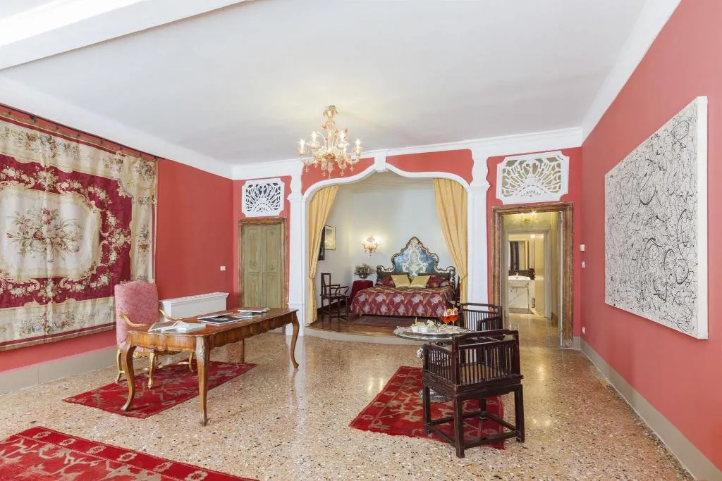 SUITE SUPERIOR WITH VIEWS Room, Palazzetto Pisani, Venice