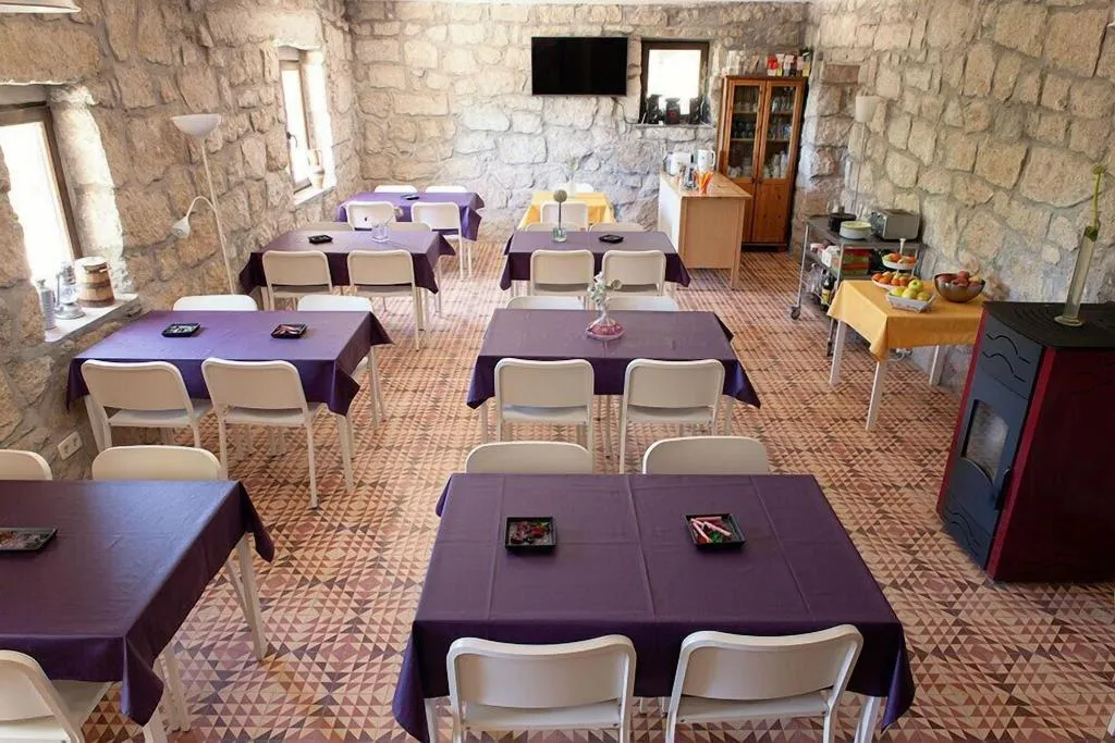 Restaurant, Huerto San Antonio, Madrid