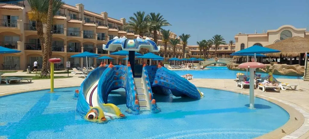 Pool, Pyramisa Beach Resort Sahl Hasheesh, Red Sea Riviera