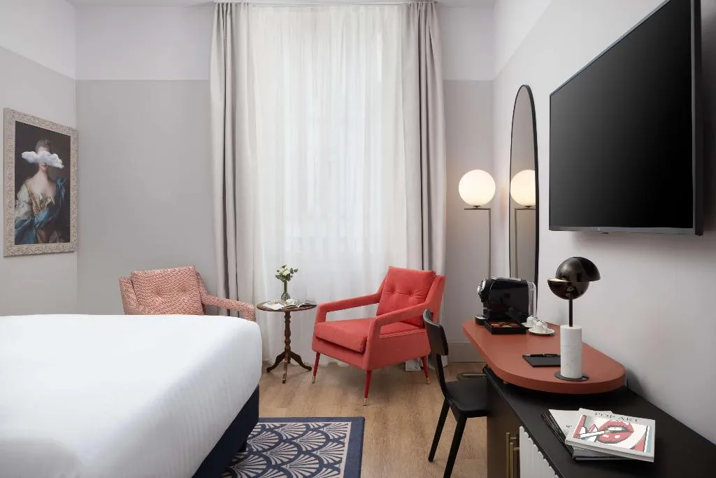 FAMILY ROOM CONNECTING ROOM Room, Anglo American Hotel Florence, Curio Collection, Florence