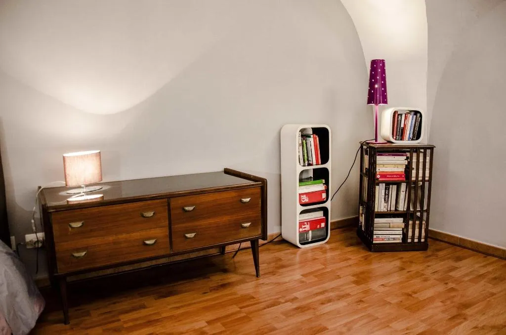Room, Home&More, Naples