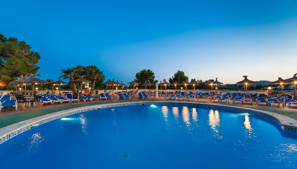 Pool, Globales Samoa, Majorca