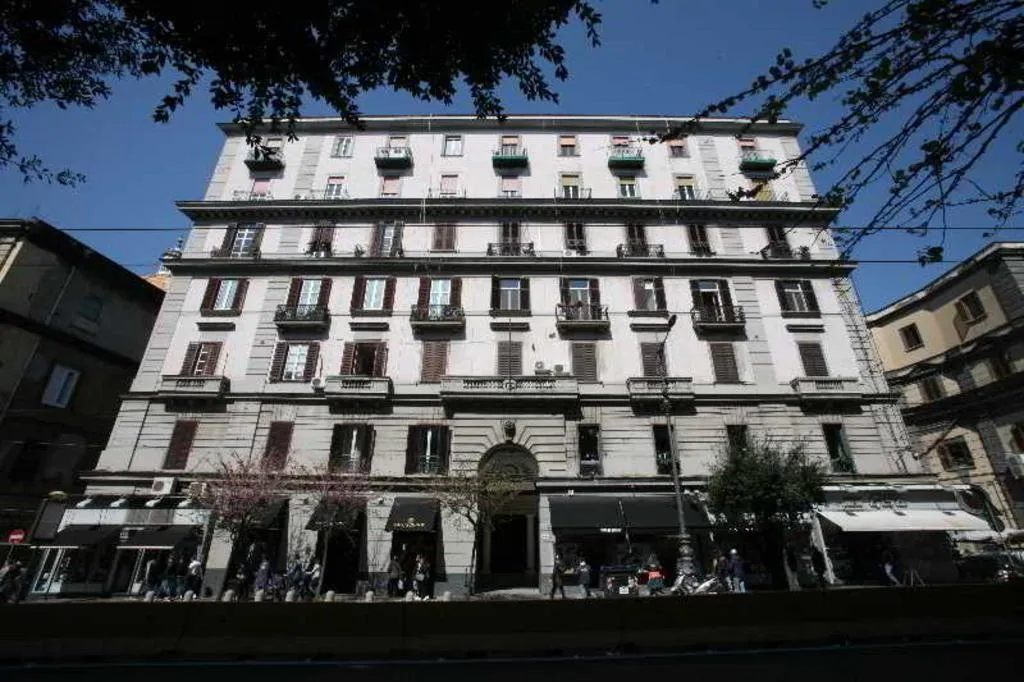 General view, Napoli Suite, Naples