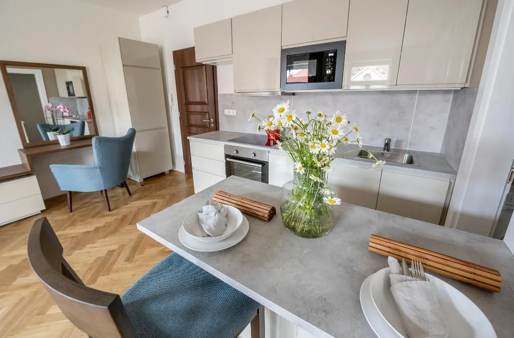 APARTMENT ONE BED Room, Letna Garden Suites, Prague