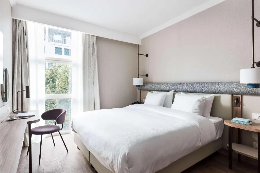 DOUBLE GUEST ROOM KING BED Room, Ambasciatori Hotel Venice Mestre, Tapestry Collec, Venice