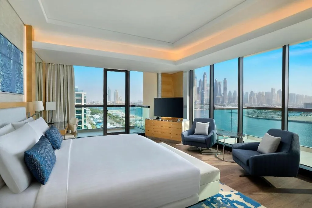 SUITE CLUB KING BED Room, Marriott Resort Palm Jumeirah Dubai, Dubai