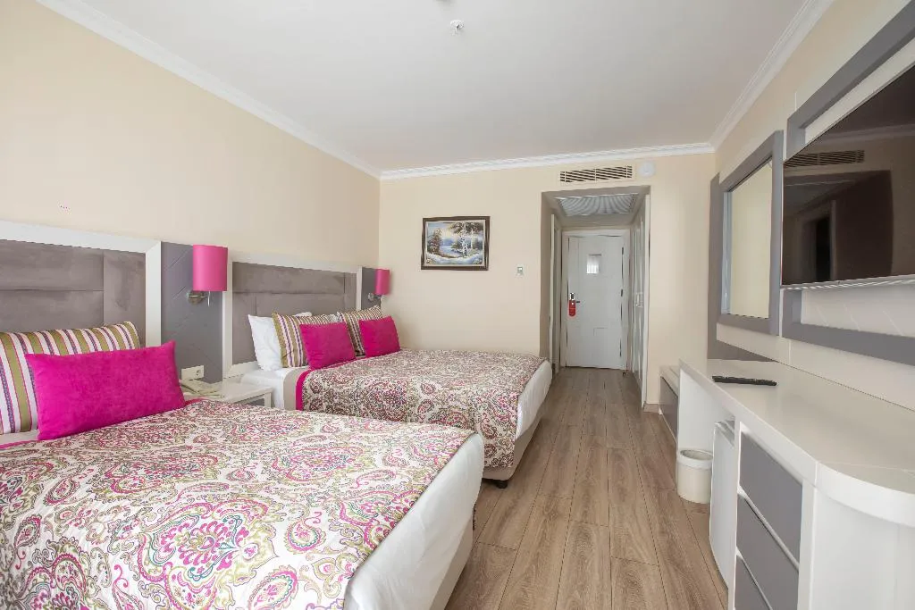 DOUBLE LAND VIEW Room, Orange County Belek Family Concept, Antalya