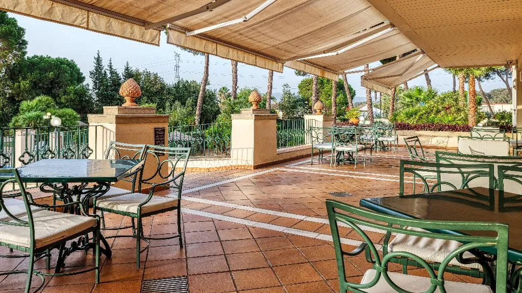 Terrace, AZZ Guadacorte Campo de Gibraltar, Costa De La Luz