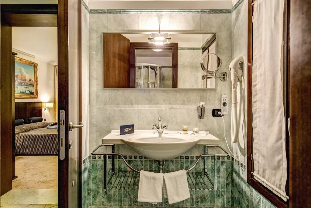 Room, Relais Piazza San Marco, Venice