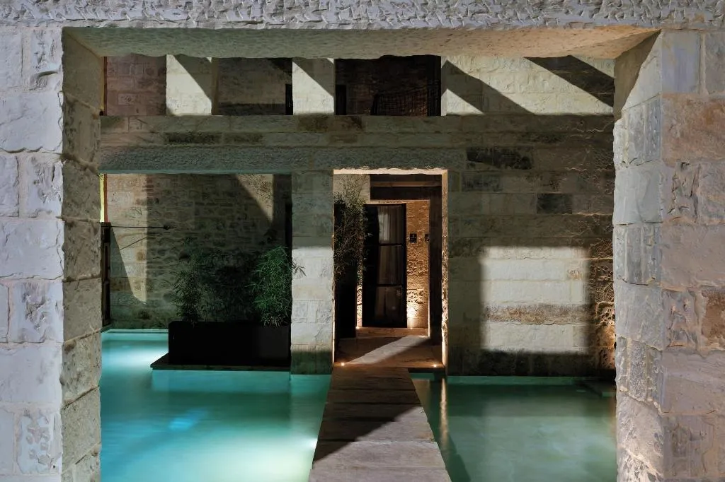 Sports and Entertainment, Amalen Suites, Crete