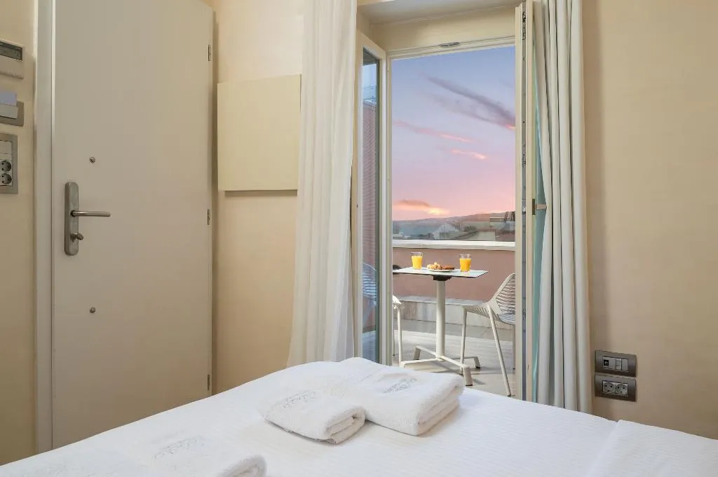 SINGLE CAPACITY 1 Room, Consolato Boutique, Crete