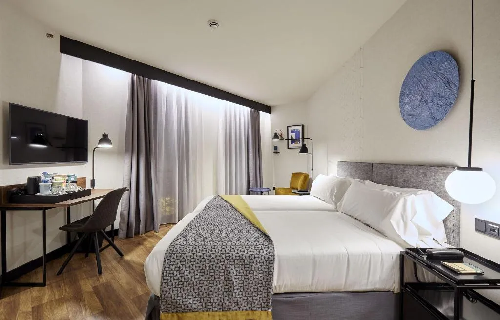 DOUBLE SUPERIOR KING BED Room, Radisson Blu 1882 Hotel, Barcelona Sagrada Familia, Barcelona