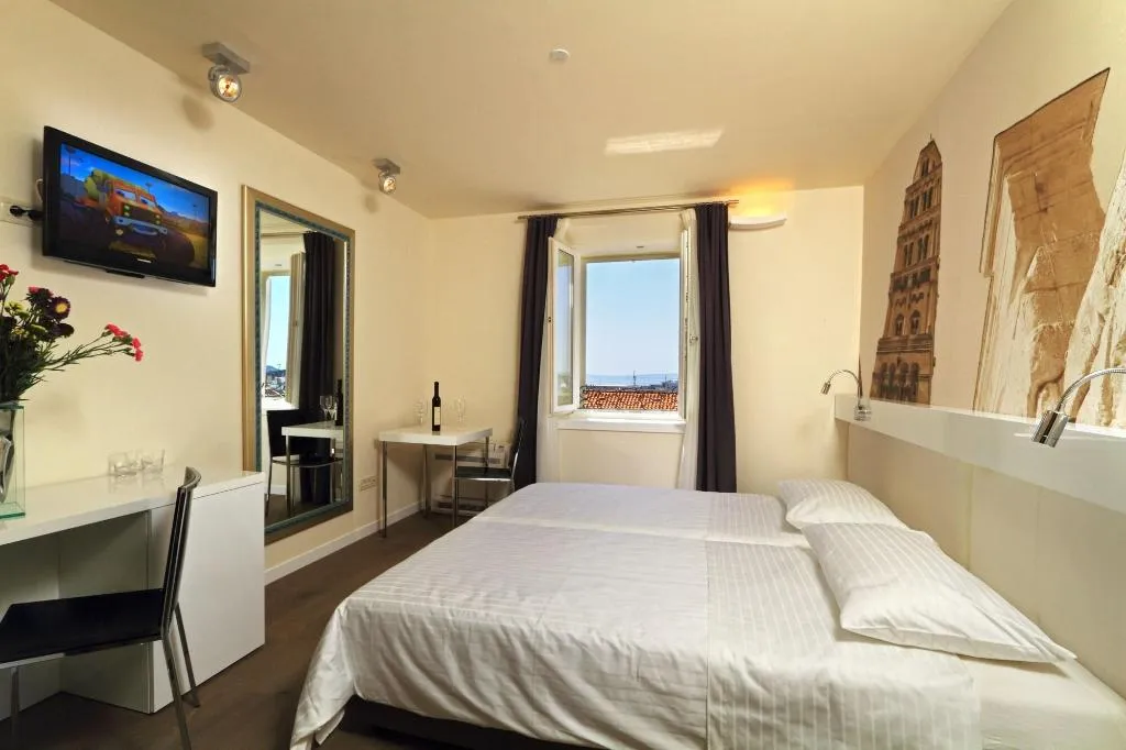 Room, La Porta Luxury Rooms, Split
