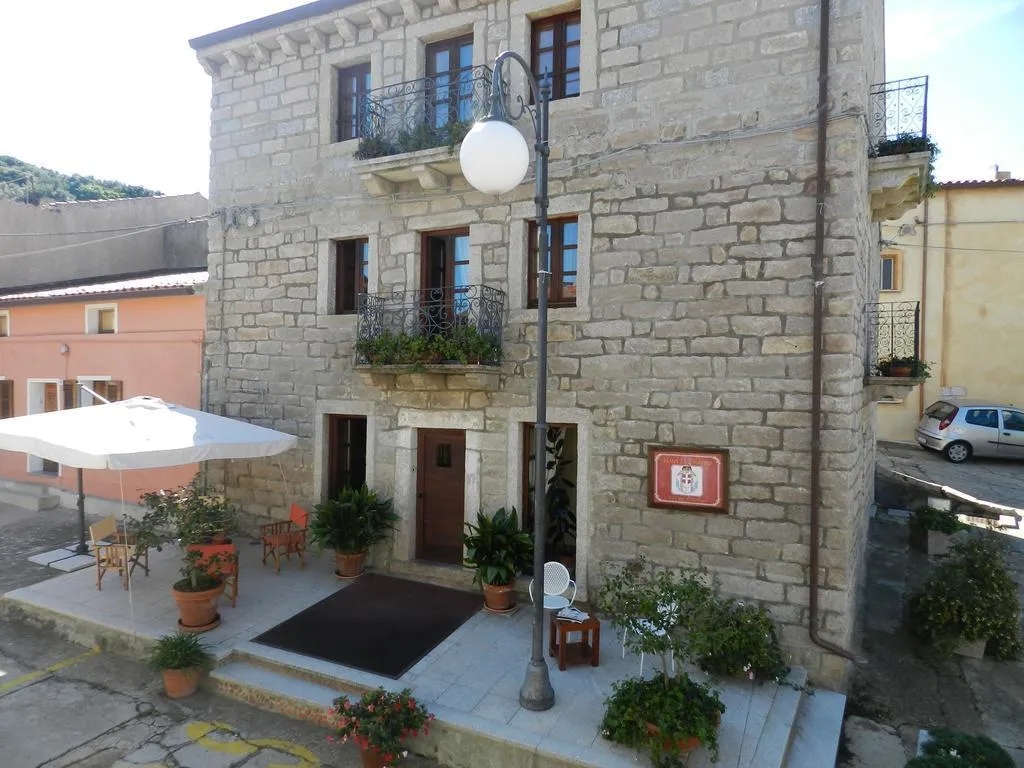 General view, La Casa di Babbai, Olbia