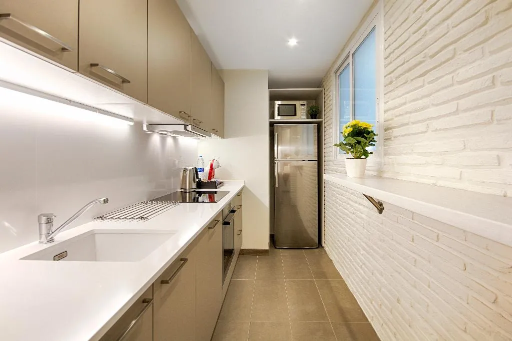 APARTMENT FOUR BEDROOMS Room, Mercedes Heritage Apartments, Barcelona