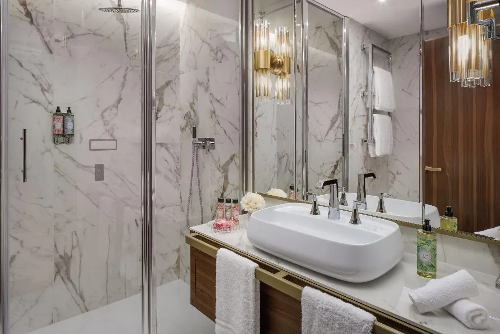 APARTMENT DELUXE TWO BEDROOM Room, Teatro Luxury Apartments Firenze, Florence