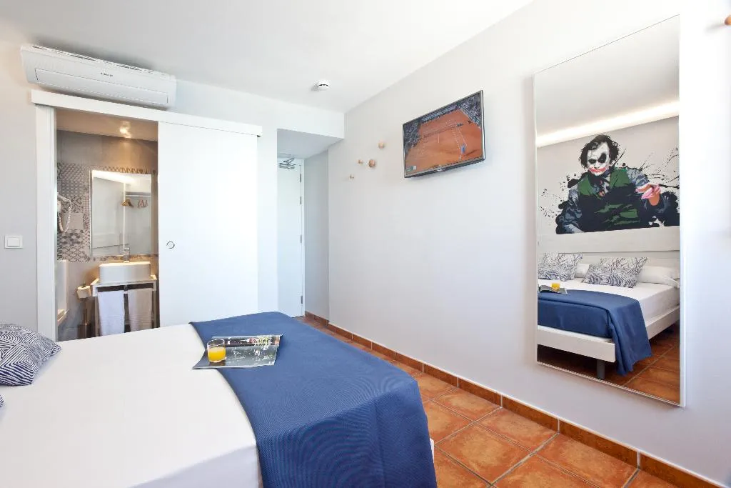 Double or Twin PREMIUM SEA VIEW Room, Ryans La Marina, Ibiza