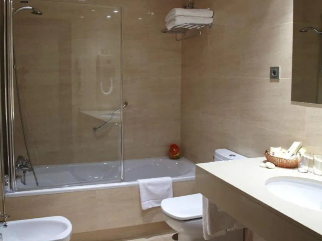 Room, Peninsular, Porto