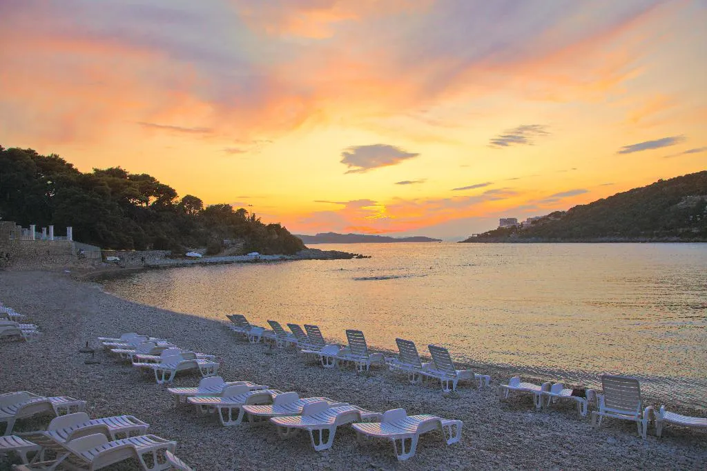 Beach, Vis, Dubrovnik