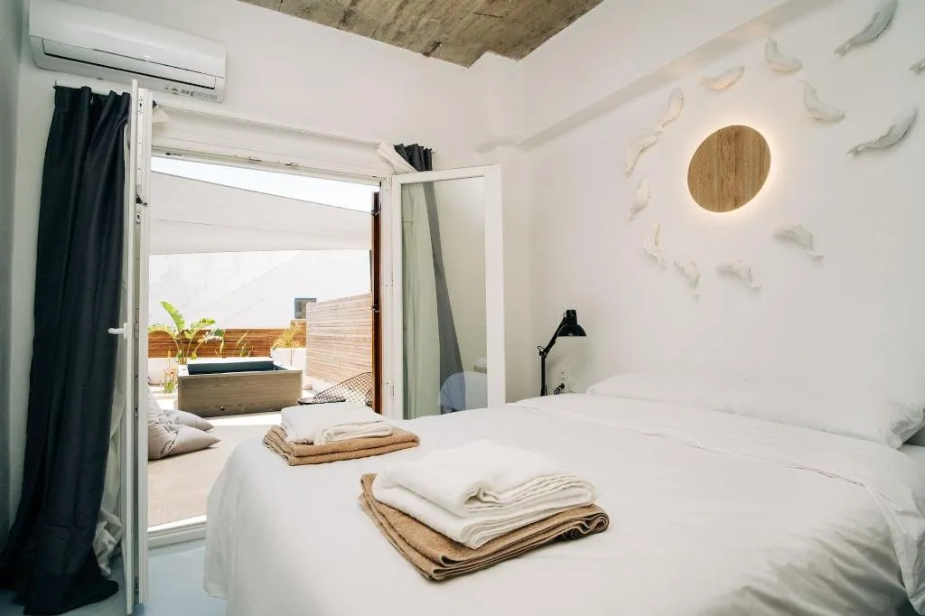 Room, Mesanto Luxury Suites, Santorini