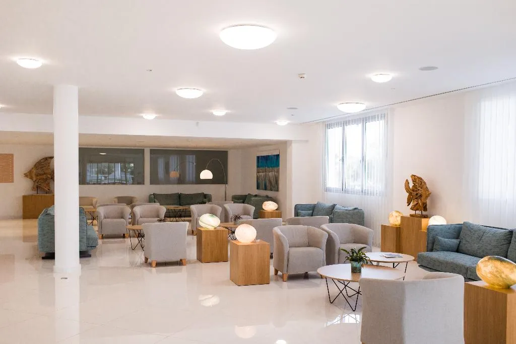 Lobby, Gran Sagitario, Menorca