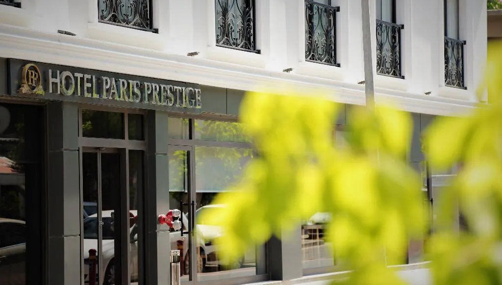General view, Paris prestige, Izmir
