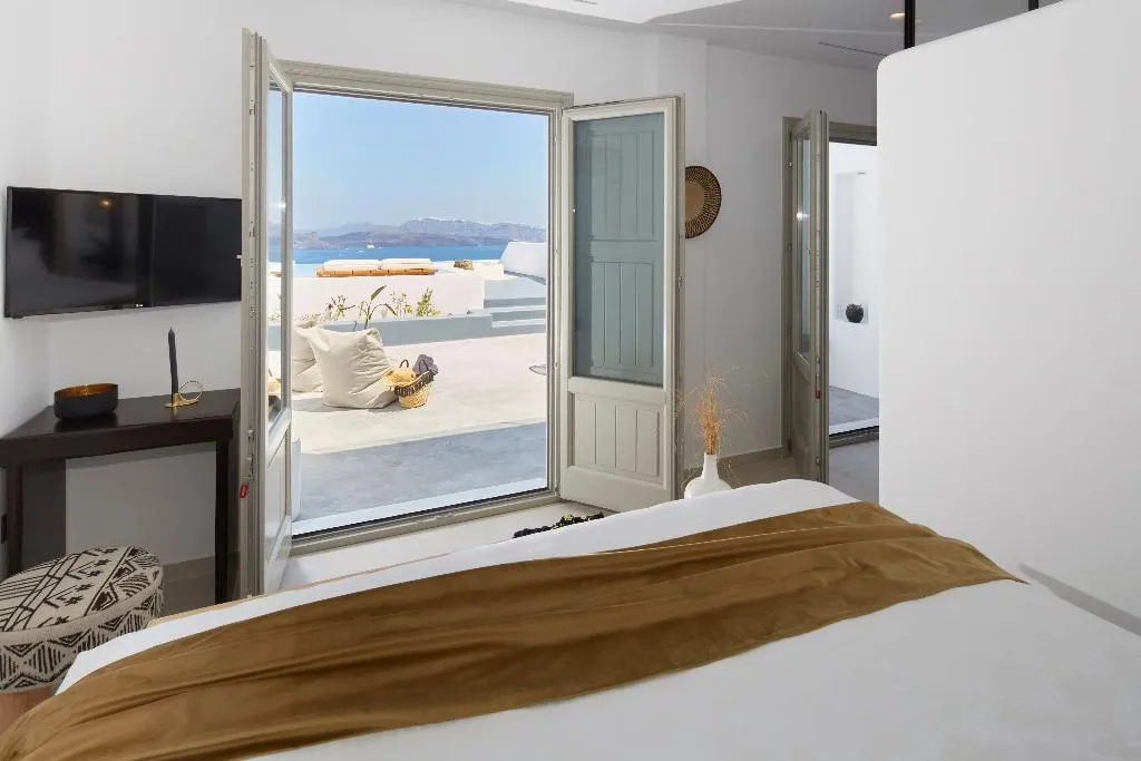SUITE WITH PRIVATE POOL Room, Phos The Boutique Luxury Hotel & Villas, Santorini