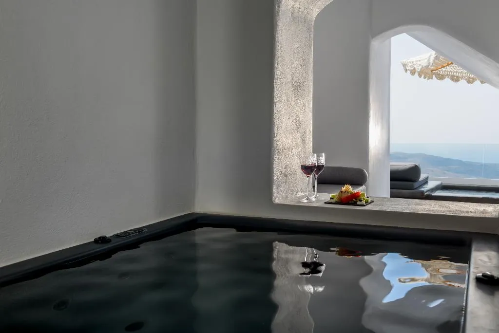 SUITE SUPERIOR Room, Nefeles Luxury Suites, Santorini
