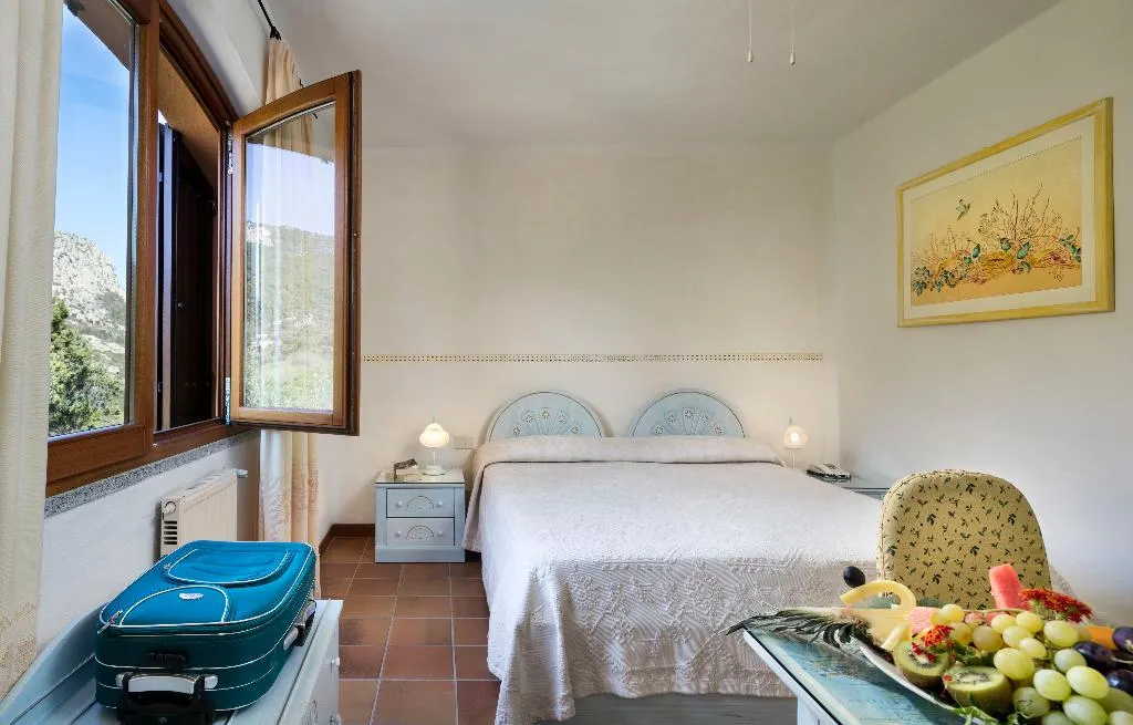 DOUBLE RUN OF HOUSE Room, Rocce Sarde, Olbia
