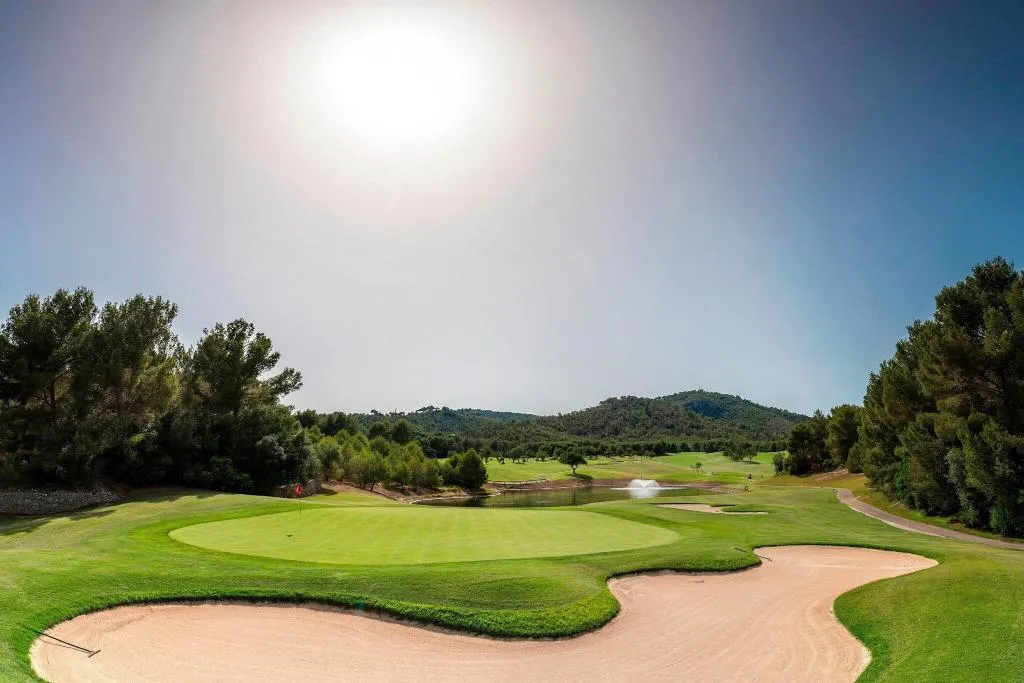 Sports and Entertainment, The St. Regis Mardavall Resort, Majorca