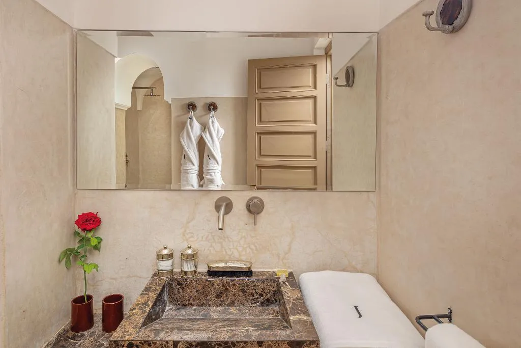 Double or Twin Accessible KING SIZE BED Room, Riad Jaaneman, Marrakech