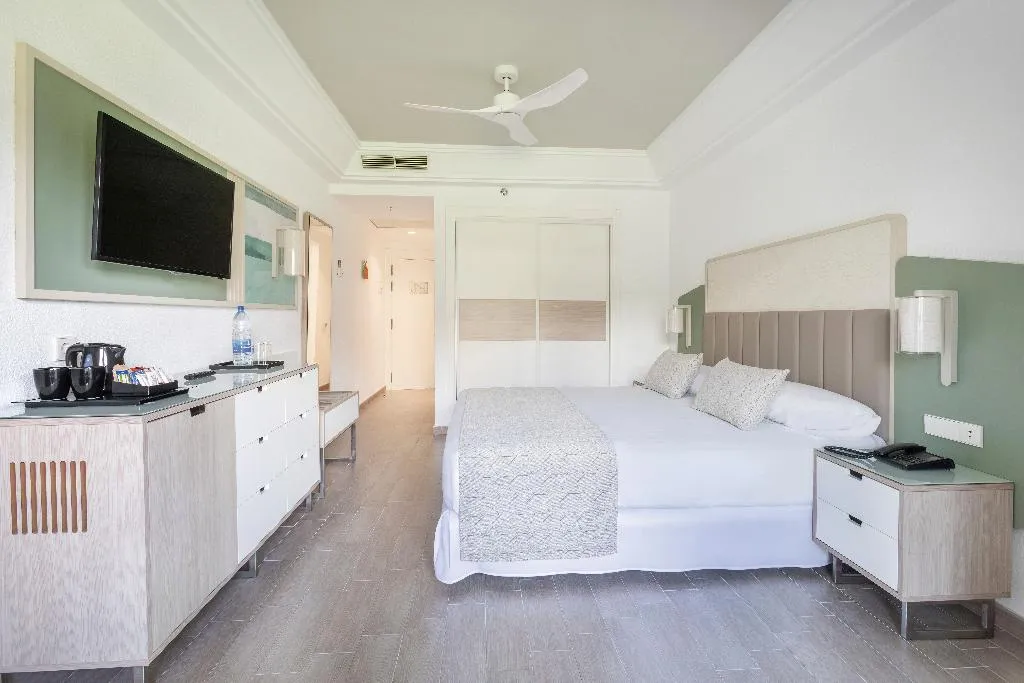 Double or Twin GARDEN VIEW Room, Hotel Riu Gran Canaria - All Inclusive, Gran Canaria