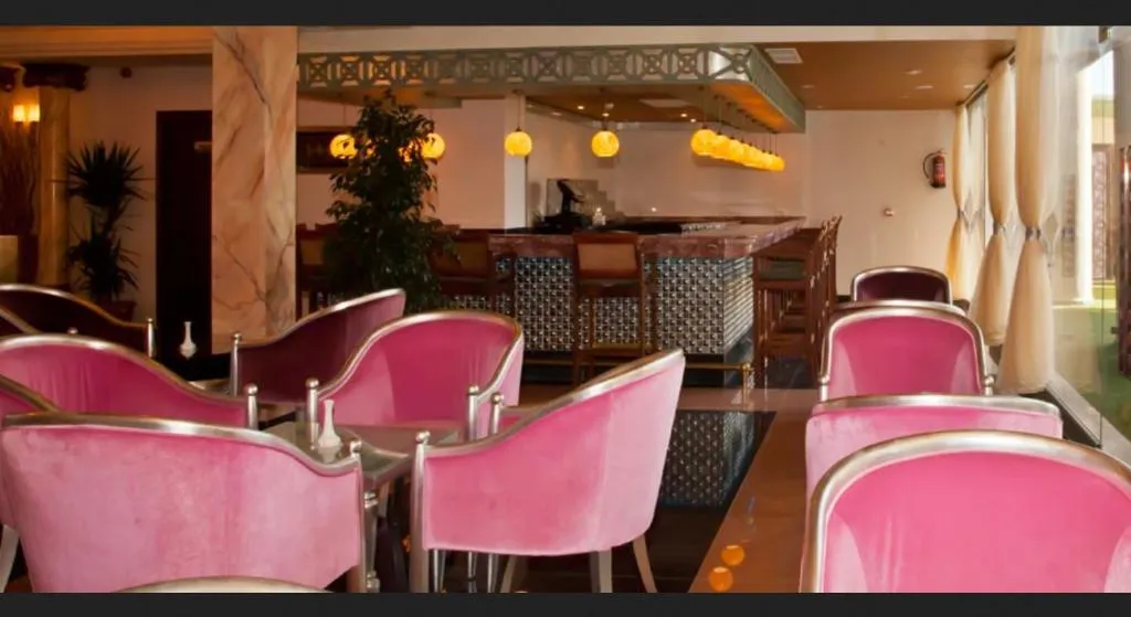 Bar, Cesar Palace Casino Hotel, Tunisia