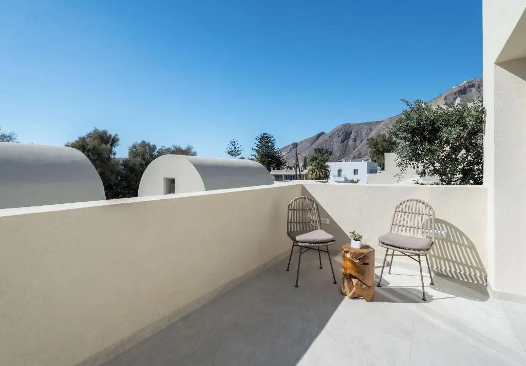 Room, Heyday Luxury Suites, Santorini