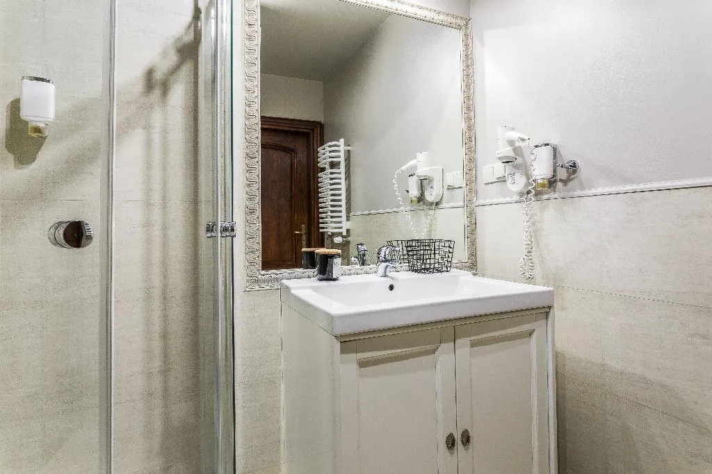 Double or Twin SUPERIOR Room, Pergamin Aparthotel, Krakow